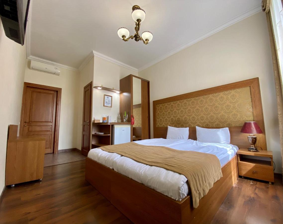Boomerang Business Hotel Oldenburg Bagian luar foto
